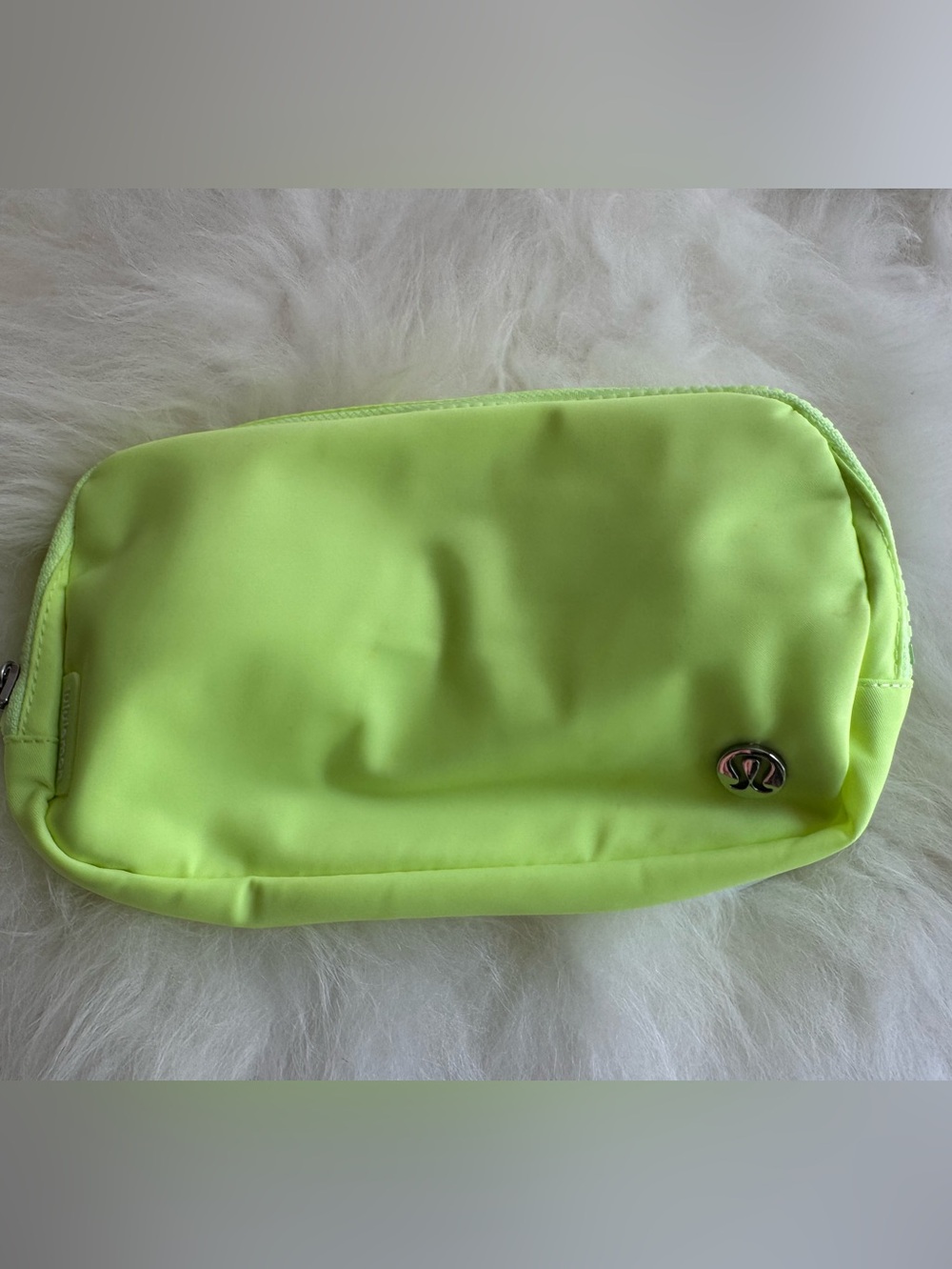 🦄RARE & NOT RELEASED🦄 NWT Everywhere Belt Bag FADED ZAP - Picture 9 of 10